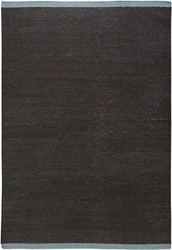 I and I Black Solid Color Wool Rug Product Image